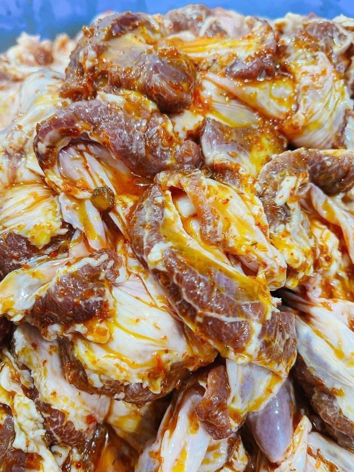 Chẳng Dừng Heo Ướp Sate – Hộp 500Gr