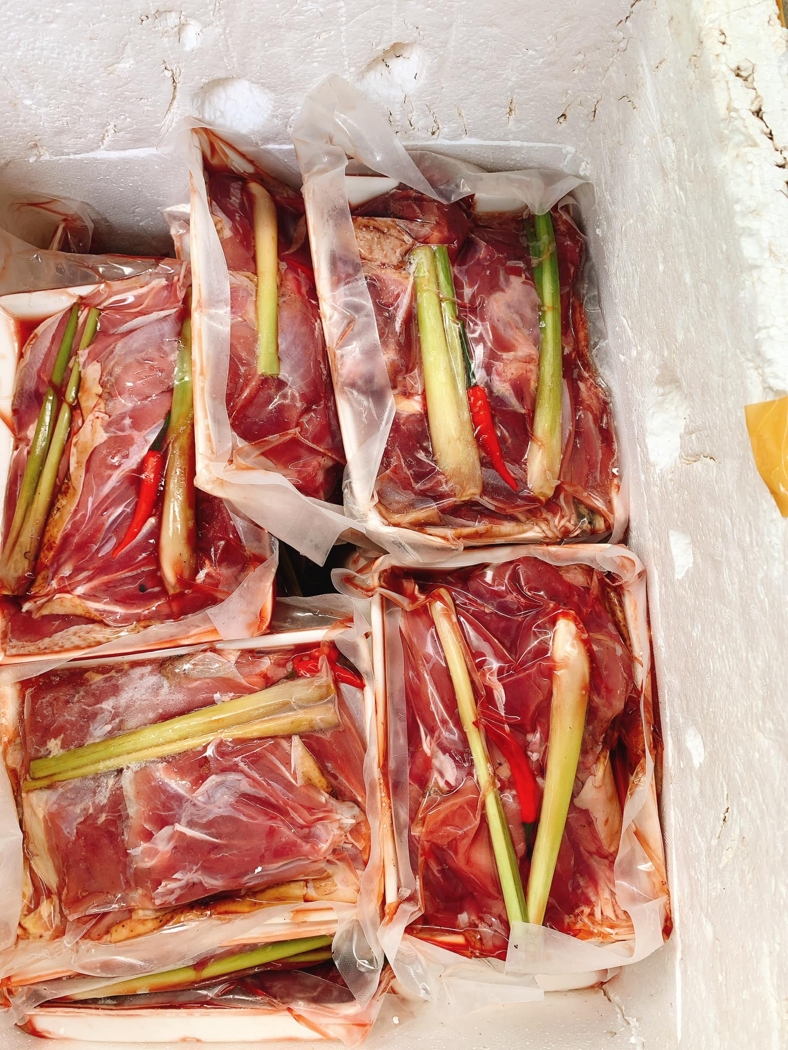 Đùi Gà Tây Lọc Xương – Túi 1Kg