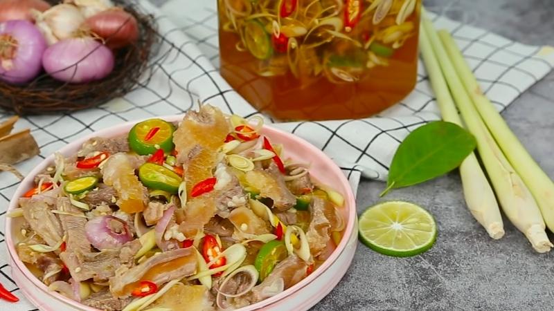 Gân Bò Ngâm Xả Tắc Chua Ngọt – Hủ 1Kg 