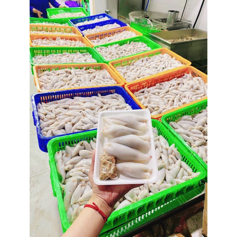 Mực Nhồi Thịt - Khay 300Gr