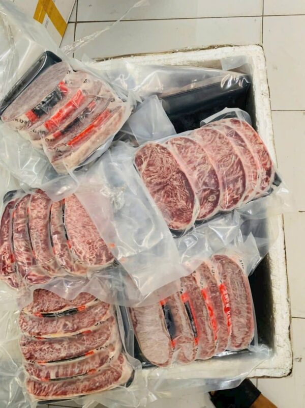 Thịt Bò AUKOBE Lõi Vai