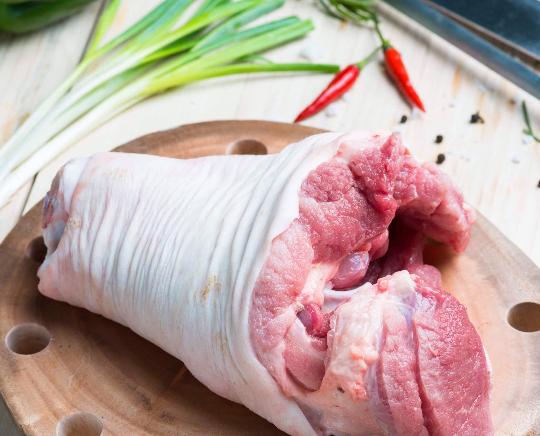 Mách Bạn 5+ Món Ngon Tuyệt Đỉnh Từ Bắp Giò Heo Rút Xương Bó Chỉ