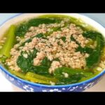 canh-cai-nau-thit-heo-de-nau-tiet-kiem-chi-phi-1