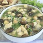 canh-ga-ham-hat-sen-cho-gia-dinh-2