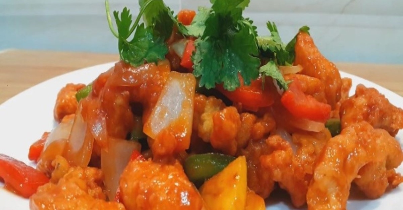 Gà Xào Chua Ngọt Dễ Ăn: Công Thức Ngon, Nhanh Gọn Cho Bữa Cơm Gia Đình