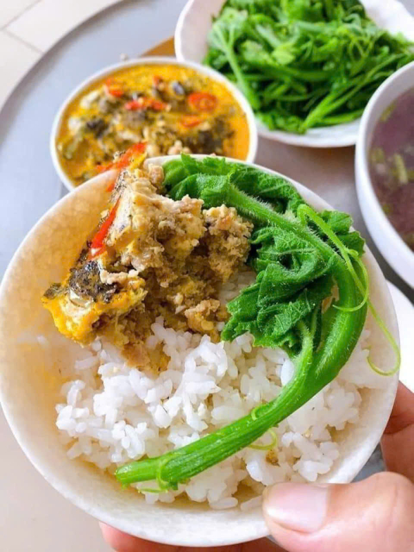 Mắm Cá Thu Ngâm Dầu Hủ 500Gr: Hương Vị Biển Cả, Đậm Đà Bữa Cơm Gia Đình