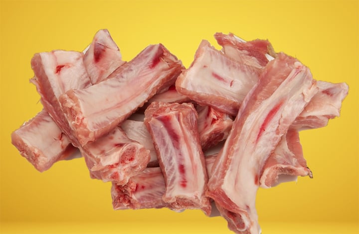 Kinh Nghiệm Chọn Sườn Non Giá Sỉ Chuẩn Ngon [Bí Quyết] Phân Biệt Sườn Tươi, Sườn Giả